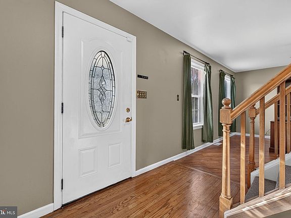 4th image of 3076 Jodi Ln
