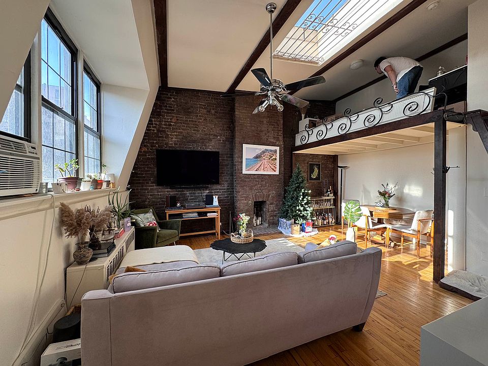 1st image of 414 W 22nd St APT 17