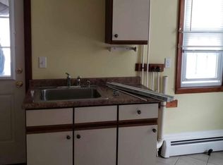 12 Gardners Ln #1, Ansonia, CT 06401