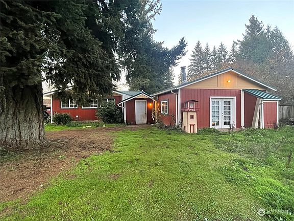 2nd image of 2520 114th Avenue SW