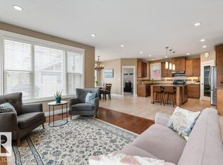 1628 Kerr Rd NW, Edmonton, AB T5E4A7