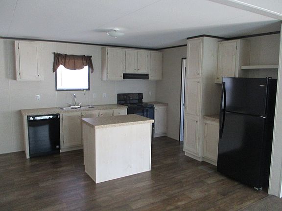 3rd image of 289 Silver Peak Dr #561