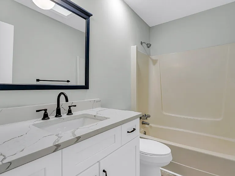 13 Oxford Ct — Photo 18