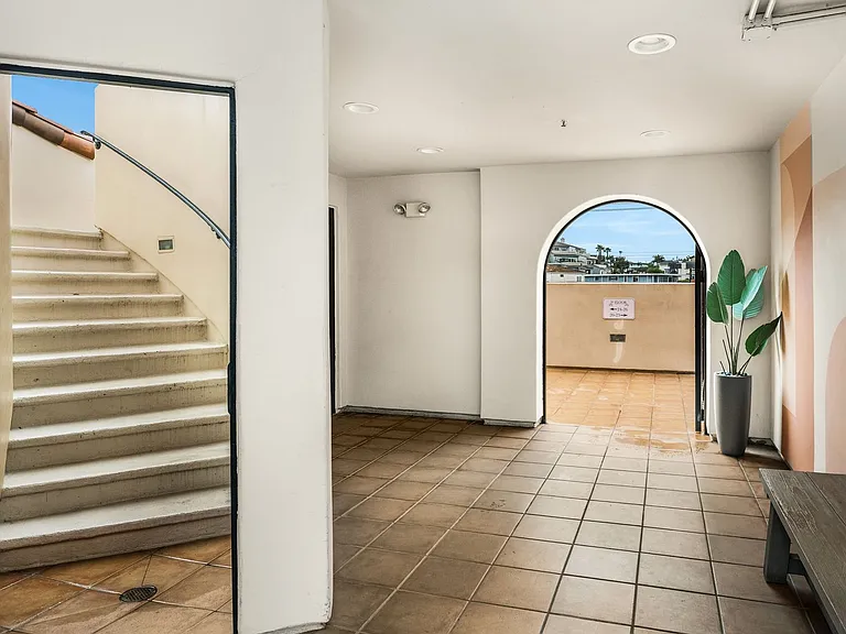 1520 El Camino Real #10 — Photo 23