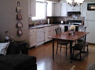160 Brilliant Ln, Saint Louis, MO 63125