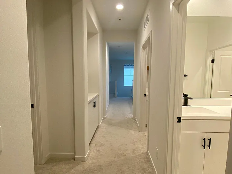 17916 Spire Ct — Photo 46