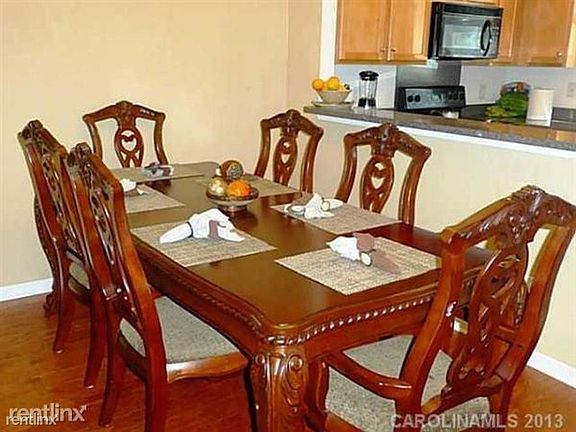 another_dining_room