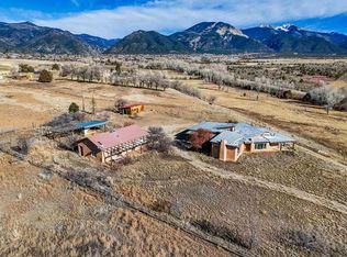 334 State Highway 150, El Prado, NM 87529