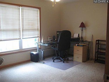 3rd image of 404 Villa East Dr #2