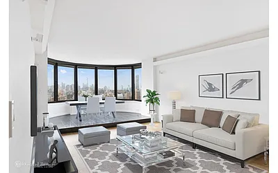 Rented by R New York