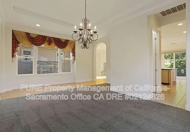 1143 Bevinger Dr — Photo 7
