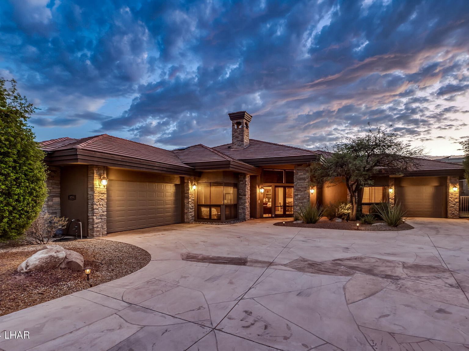 3255 N Arnold Palmer Dr