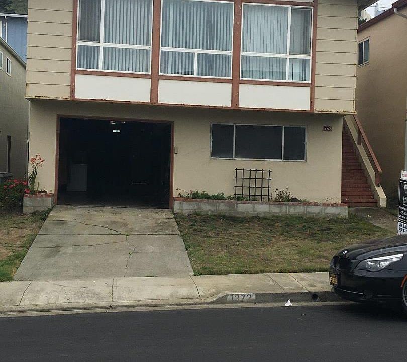 1st image of 1372 Skyline Dr