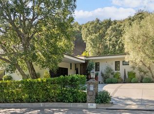 1115 N Bundy Dr, Los Angeles, CA 90049