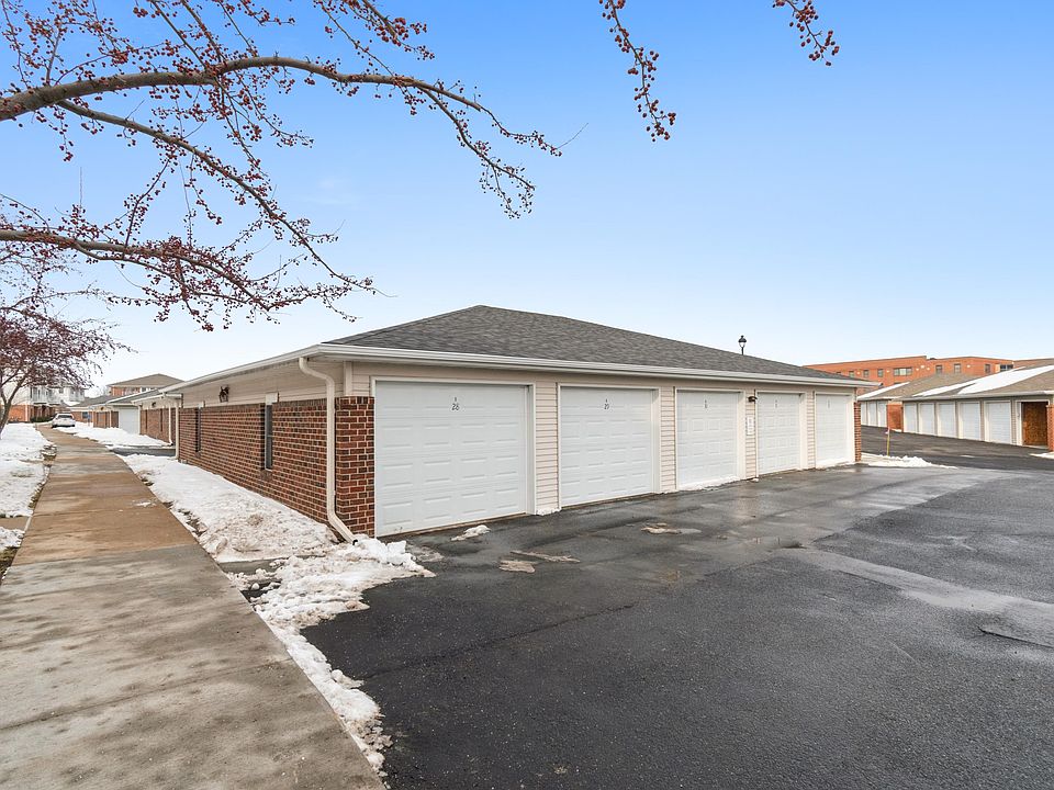 2nd image of 2511 Bristol Dr Unit 105