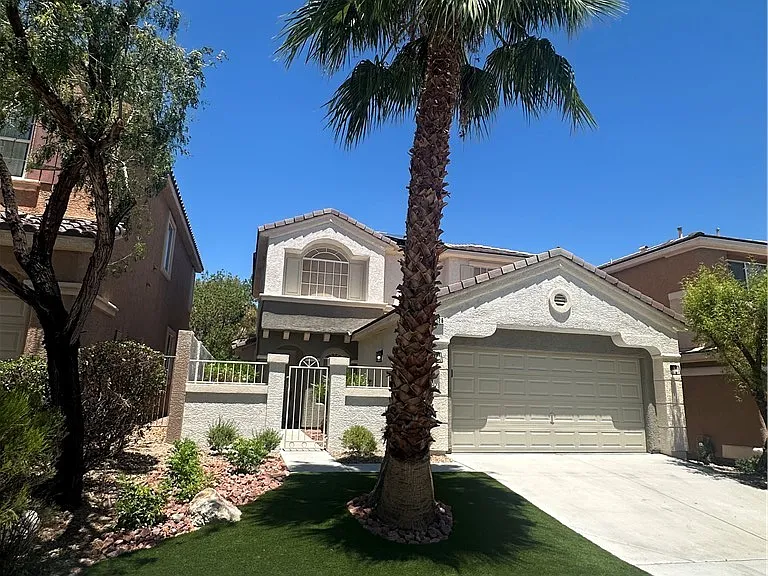 11126 Evvie Ln — Photo 1