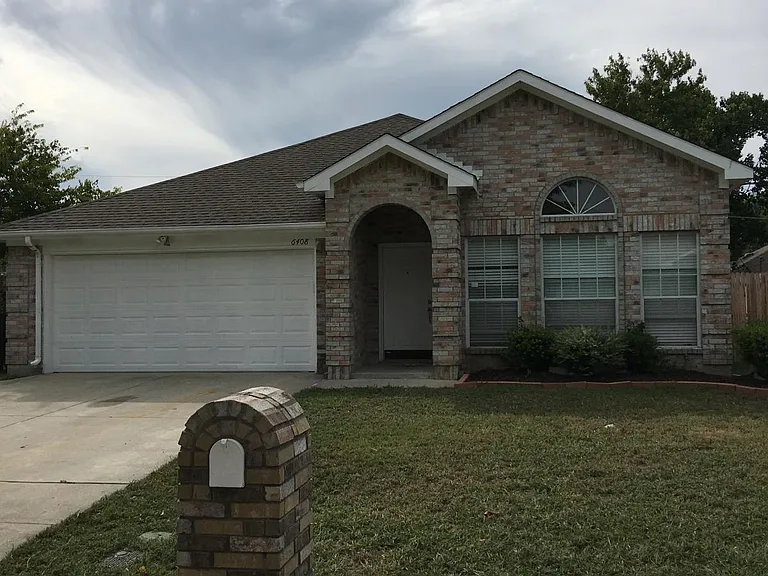 6408 Brookbriar Ct — Photo 1