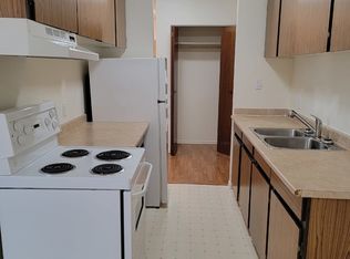 4820 46th St #106, Innisfail, AB T4G1B9