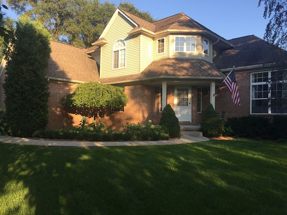 1st image of 1075 Leidich St