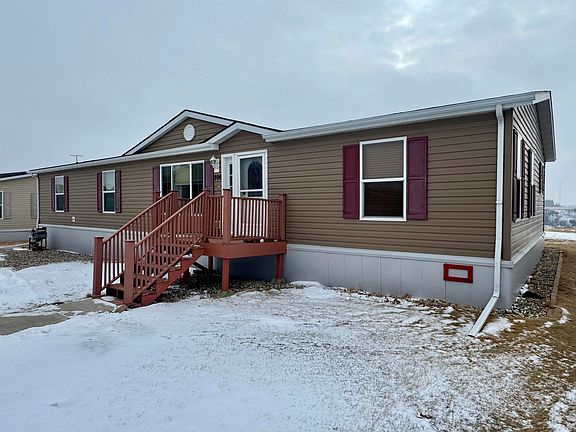2nd image of 709 Aster Loop