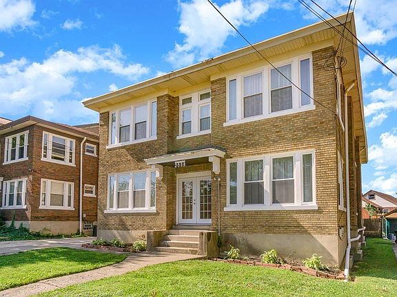 2nd image of 2033 Weyer Ave