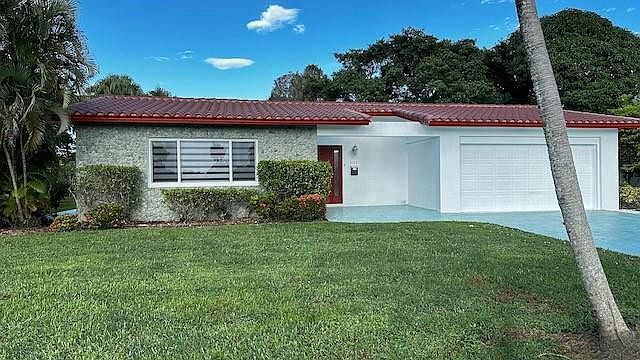 1st image of 5723 S Bayberry Lane