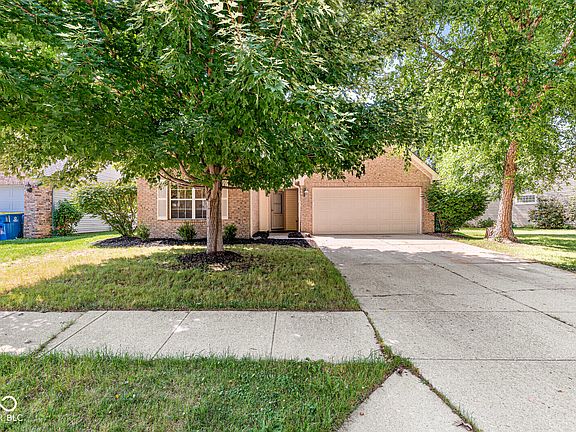 4th image of 7155 Woodgate Dr