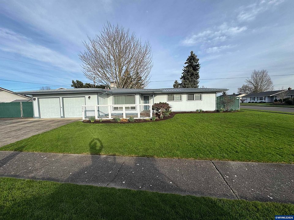 1st image of 4426 46th Ave NE