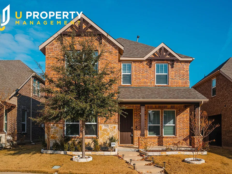 814 Birdie Dr