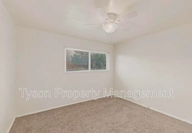 3503 Montclaire Dr NE — Photo 20