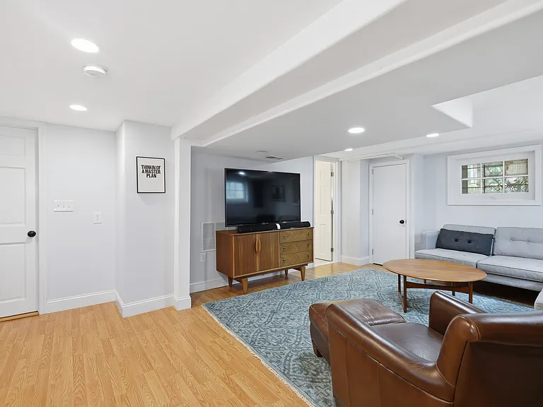 1008 Shepherd St NE — Photo 19