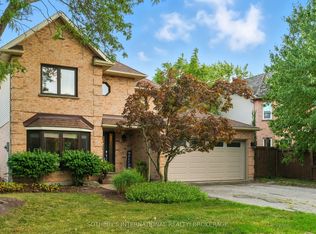 32 Sterling St, Saint Catharines, ON L2S 3T2