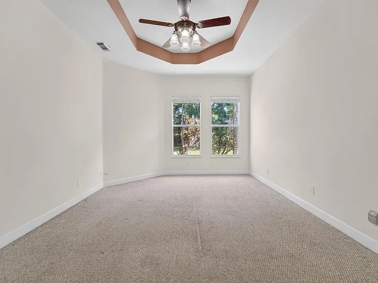 854 SW Saint Tropez Ct — Photo 24