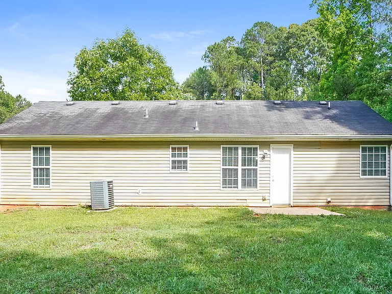 243 Rocky Point Rd — Photo 16