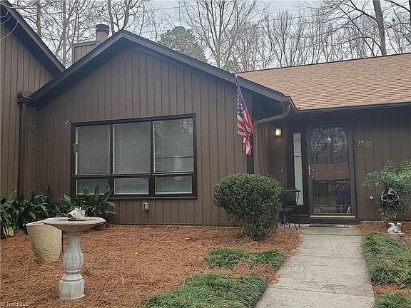 2nd image of 2521 Cottage Pl