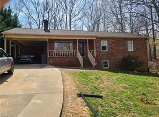 800 Shellhabour Blvd, Rural Hall, NC 27045