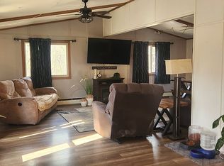 2313 8th Ave E BOX 104, University Park, IA 52595