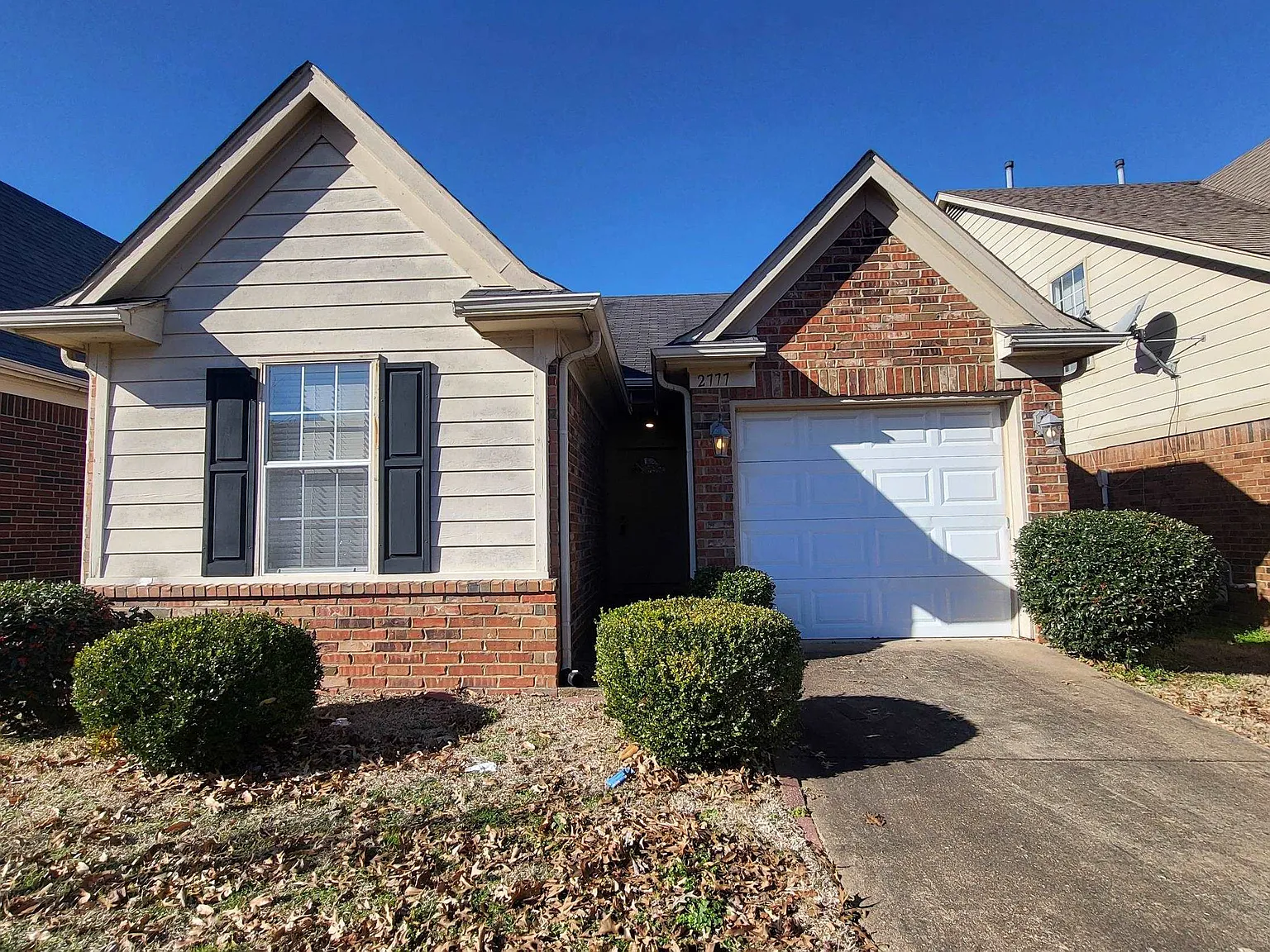 3 bed, 2.0 bath, 1245 sqft, $1,595 — Photo 1