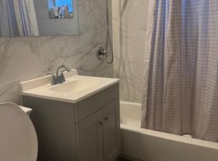 958 W 4th Street, Riviera Beach, FL 33404