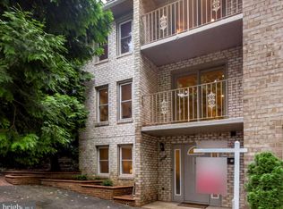 2134 Military Rd, Arlington, VA 22207