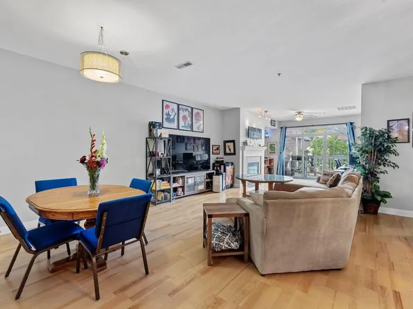 1888 North Humboldt AVENUE #202, Milwaukee, WI 53202