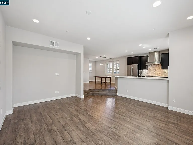31 Hazel Tree Rdg — Photo 3