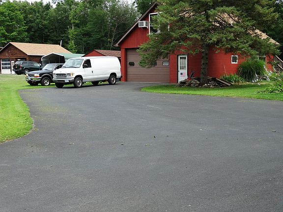 2nd image of 466 Kings Hwy