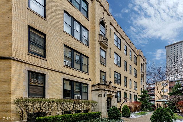 1st image of 3606 N Pine Grove Ave APT 4J