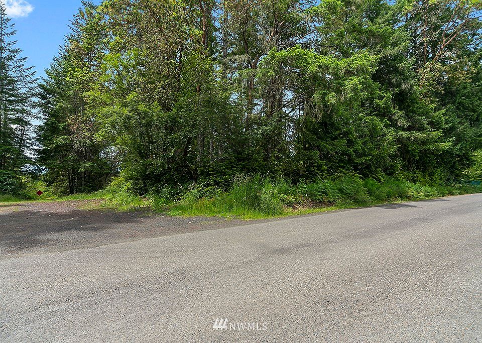 1st image of 2090 E Trails End Drive