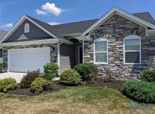 4065 Grande Lake Dr, Maumee, OH 43537