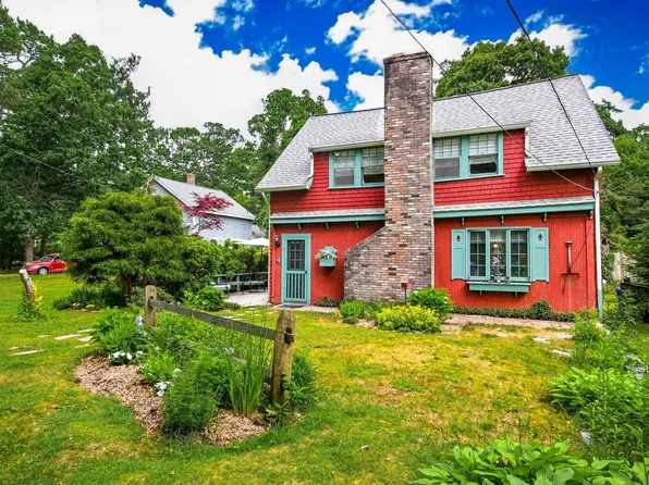 4 Evergreen Hill Road, Bourne, MA 02532