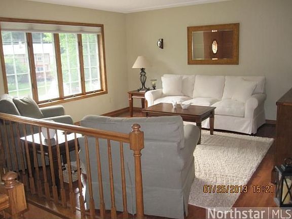 3rd image of 2133 Highwood Ave