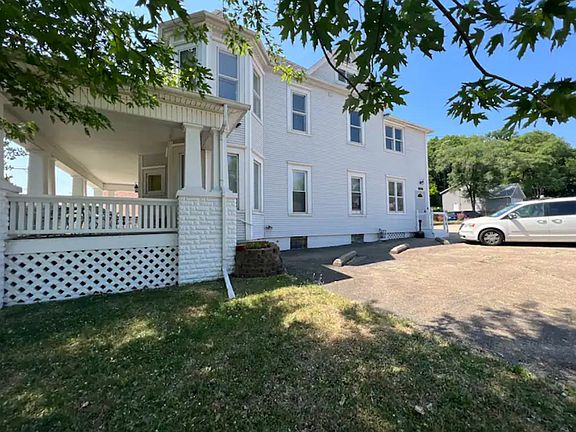2nd image of 6001 S Adams St #2C