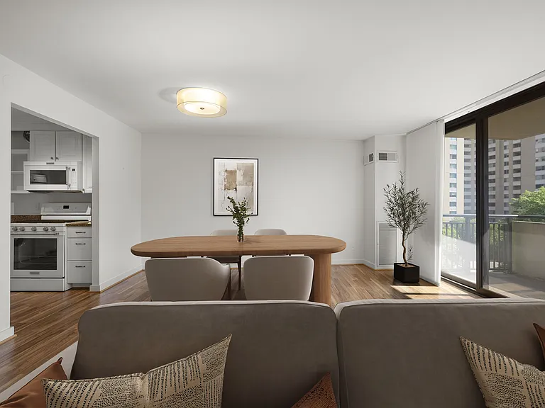 Dining - Virtually Staged